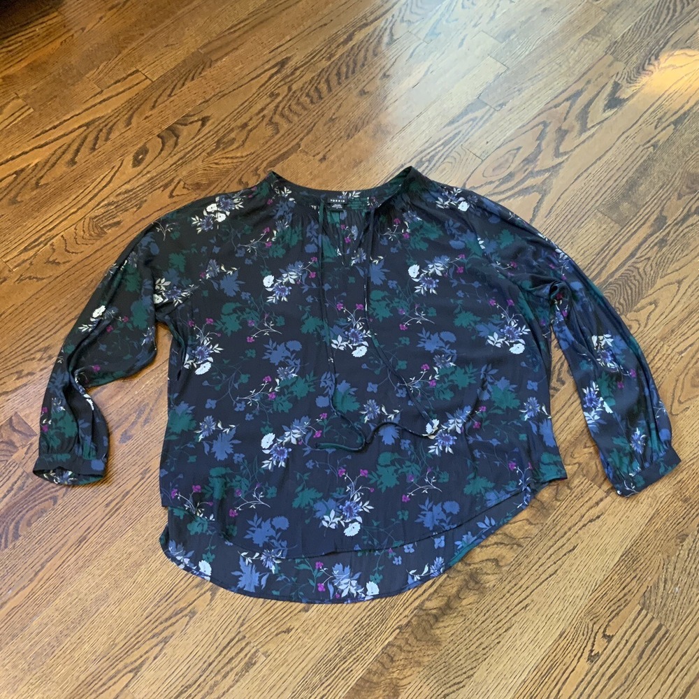 Torrid Floral Tunic Top Size 3X Popover Sheer Boho Fairy Whimsical EUC